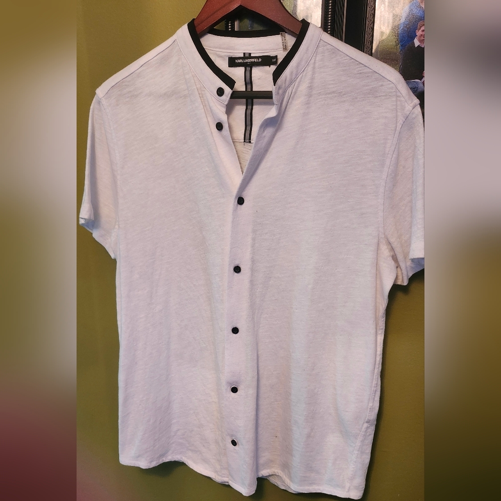 Karl Lagerfeld Mens White Button-Up Shirt Size‎ Medium. Short Sleeve.